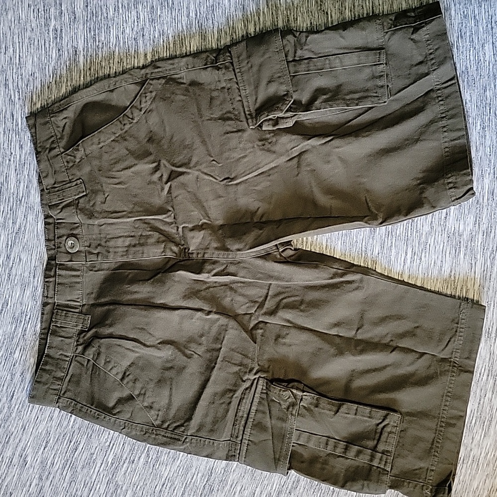 Men's Cargo Shorts NWOT
